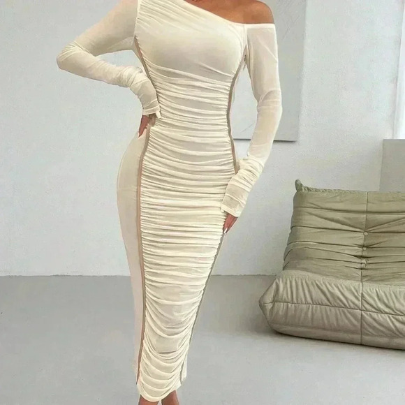 Apricot Elegant Women's Vintage Asymmetric Pleated One Shoulder Ruched Hem Dress - Picture 5 of 7